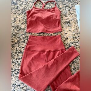 Beyond Yoga Spacedye Midi High Waisted Legging Set in Garnet Red Heathe